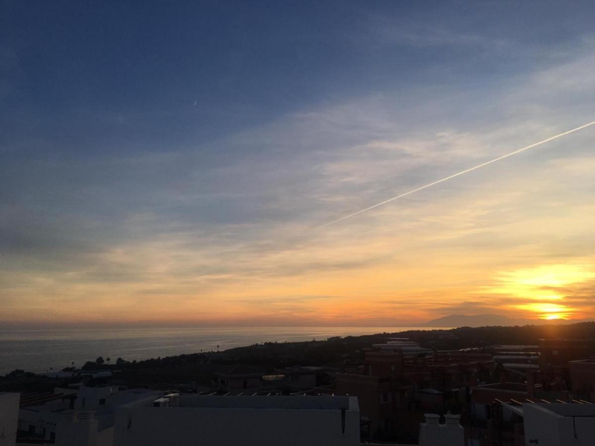 B&B Casa Louisa, Torre Del Mar- Valleniza ベレス エクステリア 写真